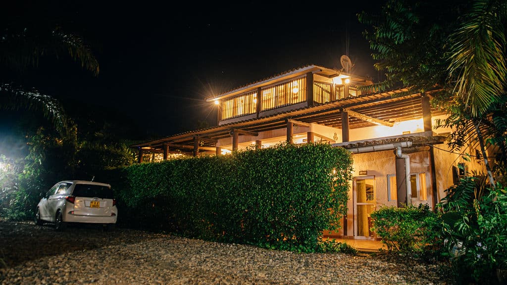 Aparthotel Jardin Tropical at night